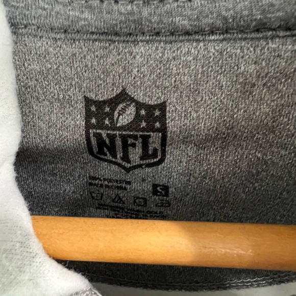 NFL Team Apparel - Arizona Cardinals Gray Hoodie w/ zipper pockets sz Small - Picture 3 of 4